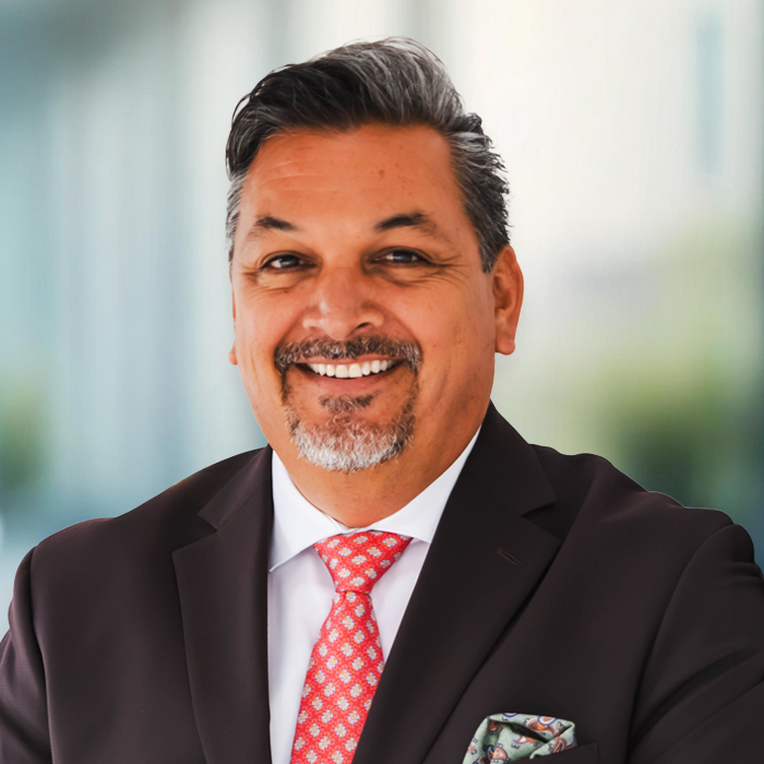 Arnulfo Manriquez - headshot